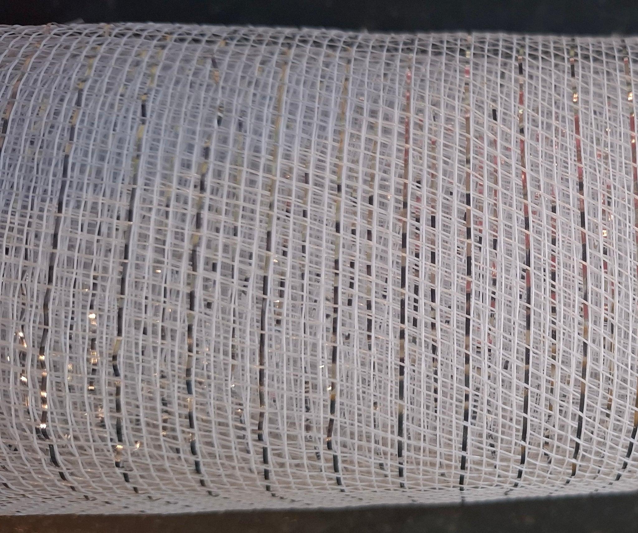 Deco Mesh Ribbon – 20in x 10 Yards (White)