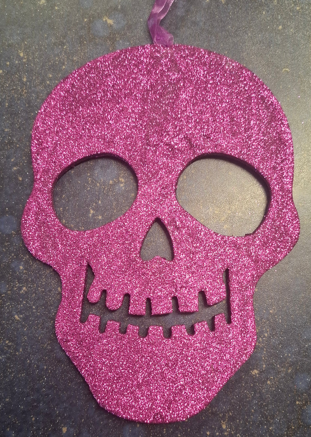 Halloween: Glitter Skull Decoration (Pink)