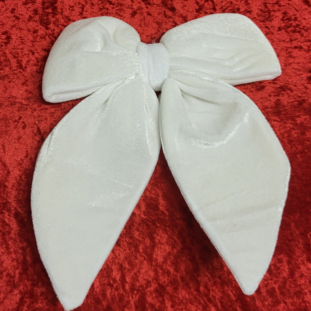 Small Velvet Bow - white - Xmas Tree Decoration - 25cm x 20cm