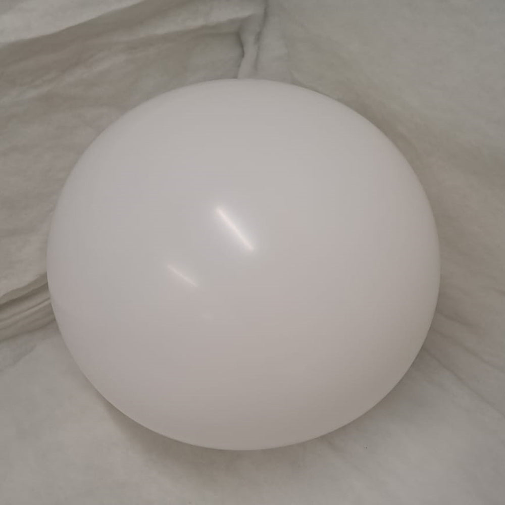 White Balloons - E02 bag of 3 Eire Pastel white Balloons